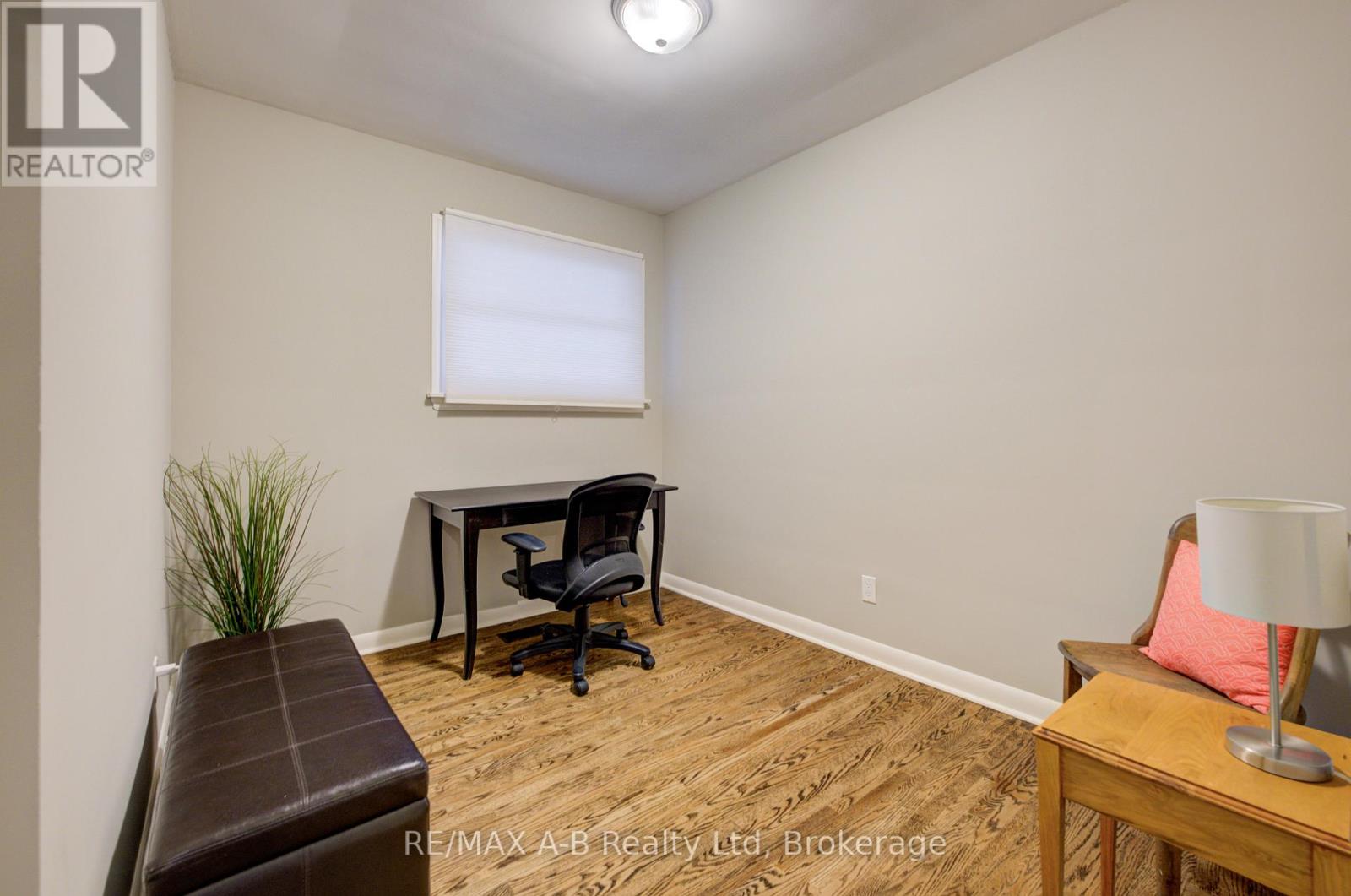 30 Arthur Street, Stratford, Ontario  N5A 6E3 - Photo 15 - X12883474