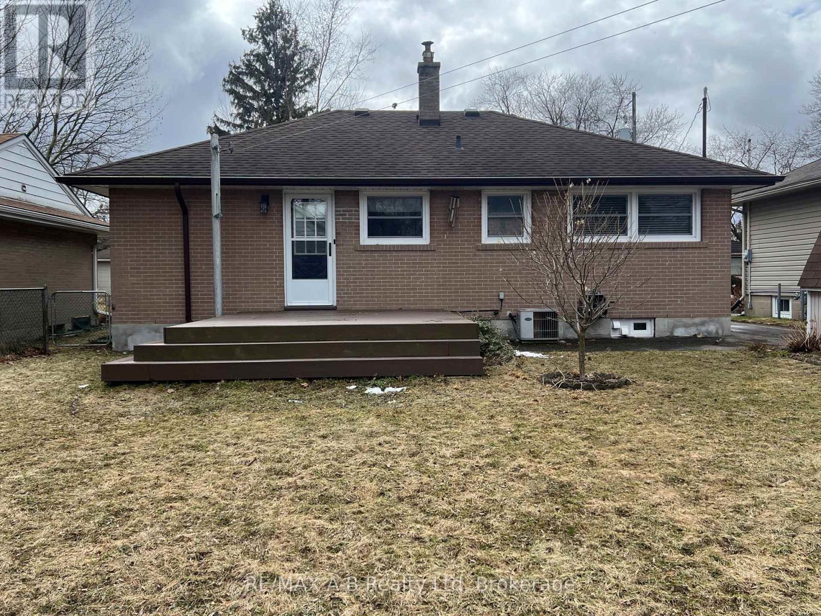 30 Arthur Street, Stratford, Ontario  N5A 6E3 - Photo 28 - X12883474