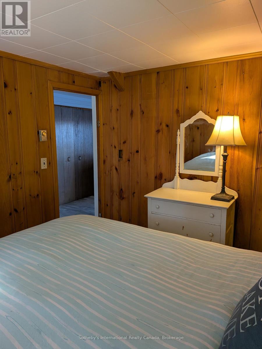 1063 Whiteside Road, Muskoka Lakes (Medora), Ontario  P0B 1J0 - Photo 11 - X12513662