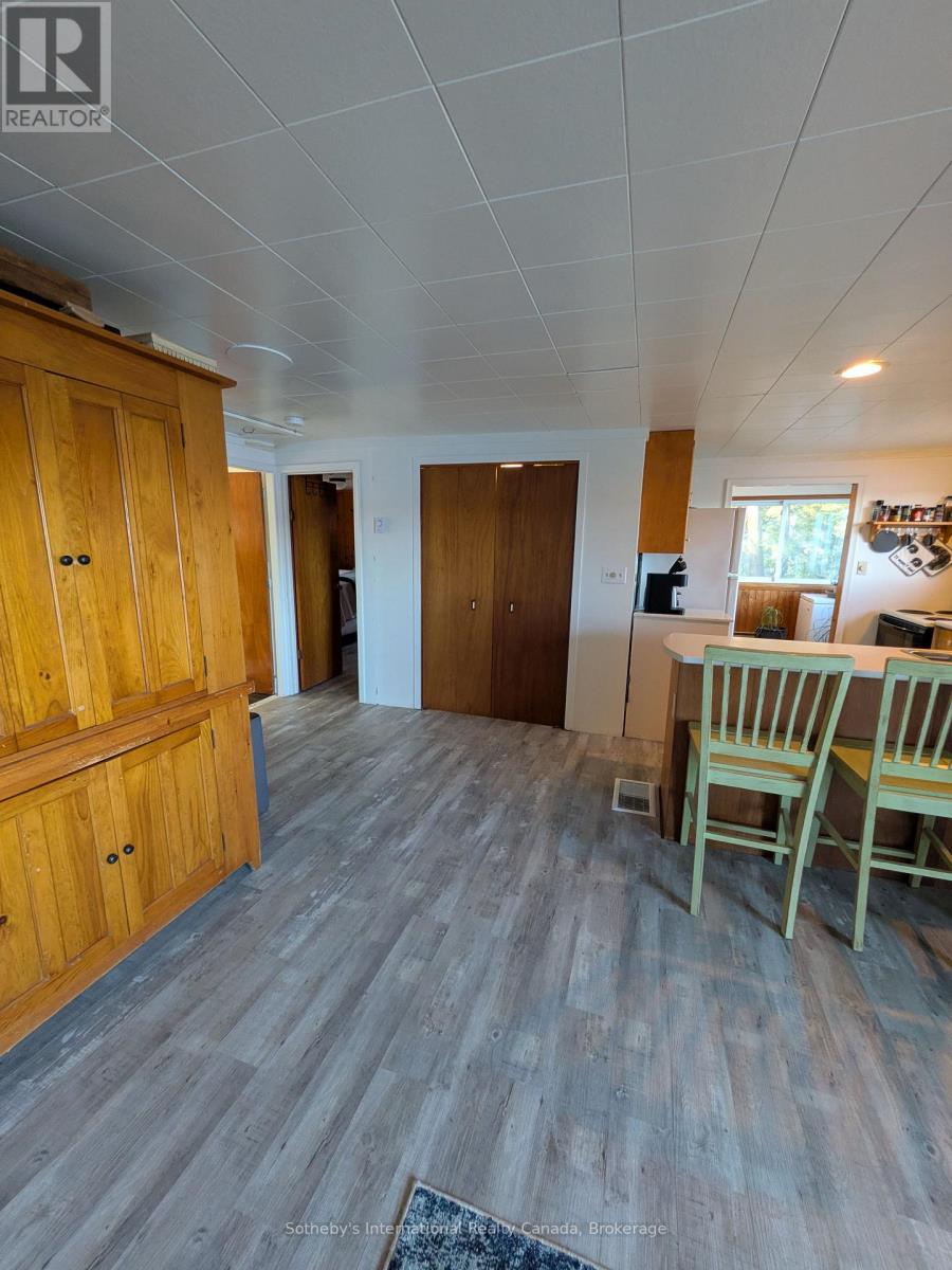 1063 Whiteside Road, Muskoka Lakes (Medora), Ontario  P0B 1J0 - Photo 9 - X12513662