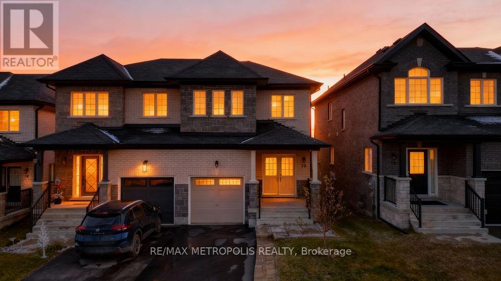 22 Haskins Crescent, Georgina, Ontario  L4P 0H4 - Photo 3 - N12846244