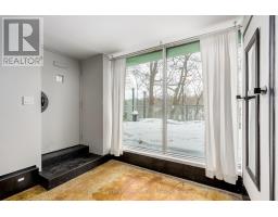 LOWER - 62 SUMMERHILL GARDENS, Toronto, Ontario