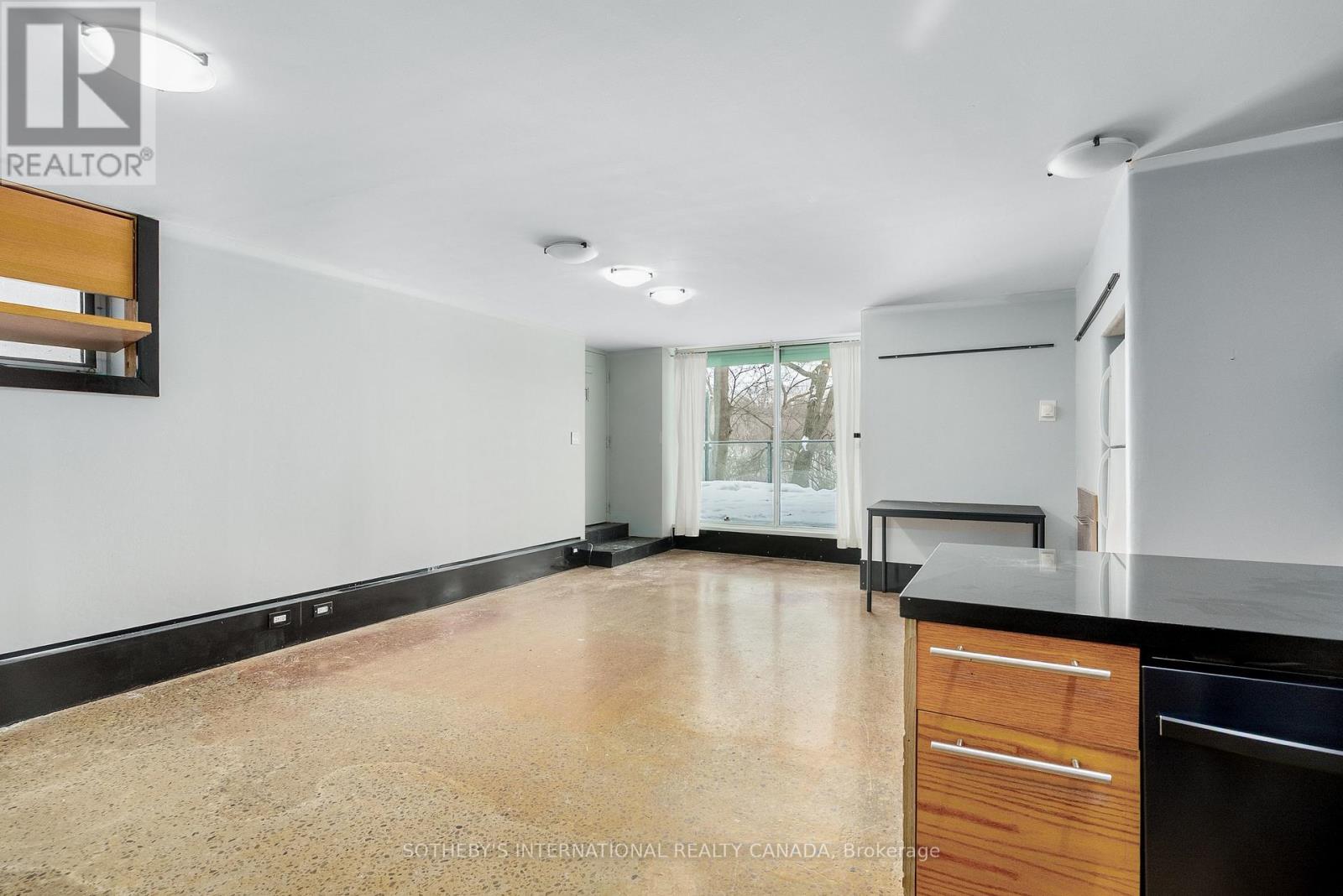 Lower - 62 Summerhill Gardens, Toronto, Ontario  M4T 1B4 - Photo 6 - C12788114