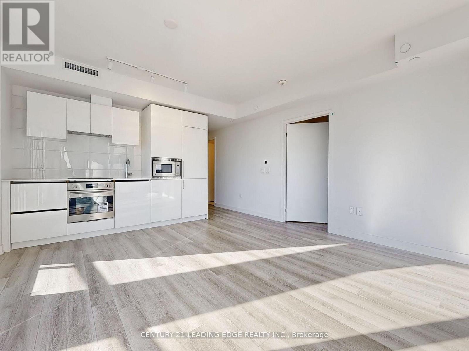 2614 - 230 Simcoe Street, Toronto (Kensington-Chinatown), Ontario  M5T 0G7 - Photo 6 - C12861750