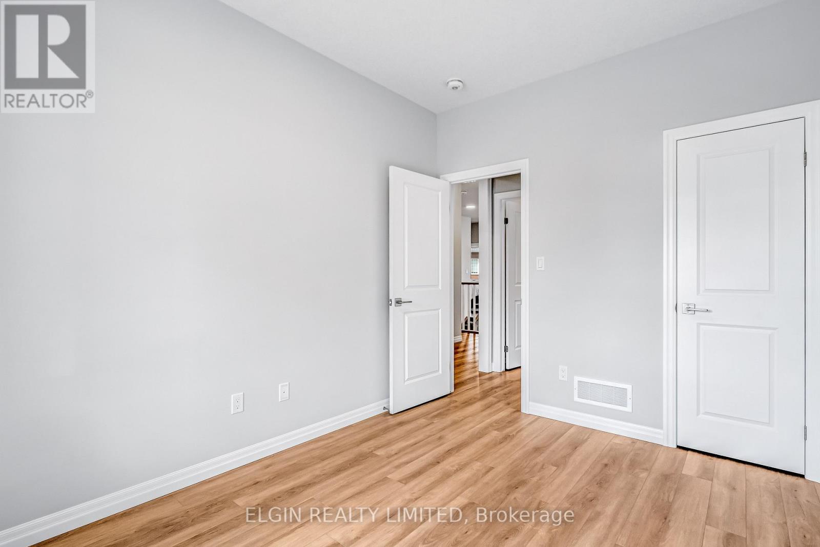 Photo 5 of 39 for 254 Renaissance Drive