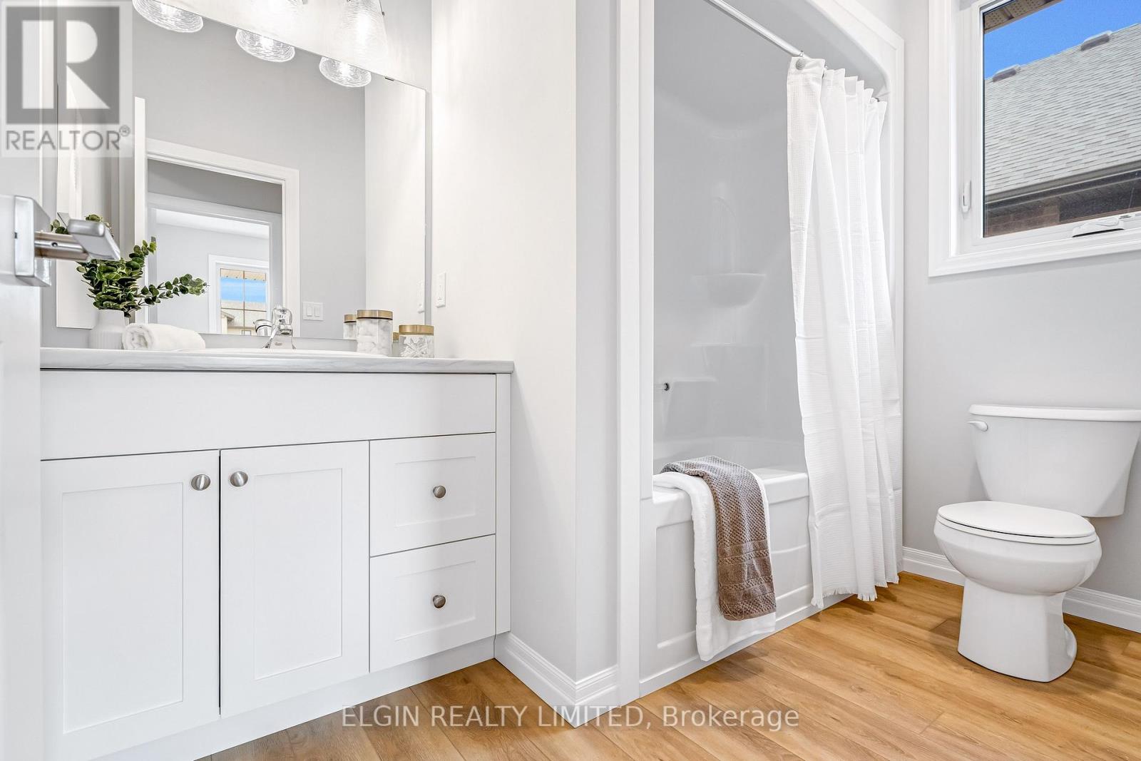 254 Renaissance Drive, St. Thomas, Ontario  N5R 0P9 - Photo 6 - X12766928