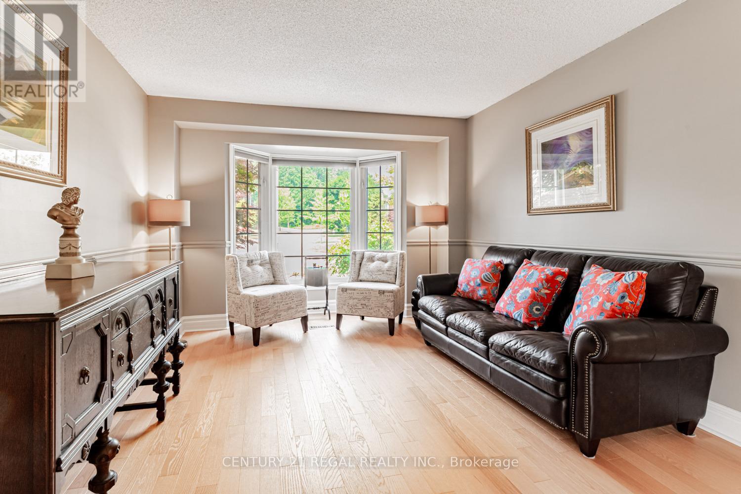 42 Milner Crescent, Ajax, Ontario  L1S 4X4 - Photo 6 - E12410235