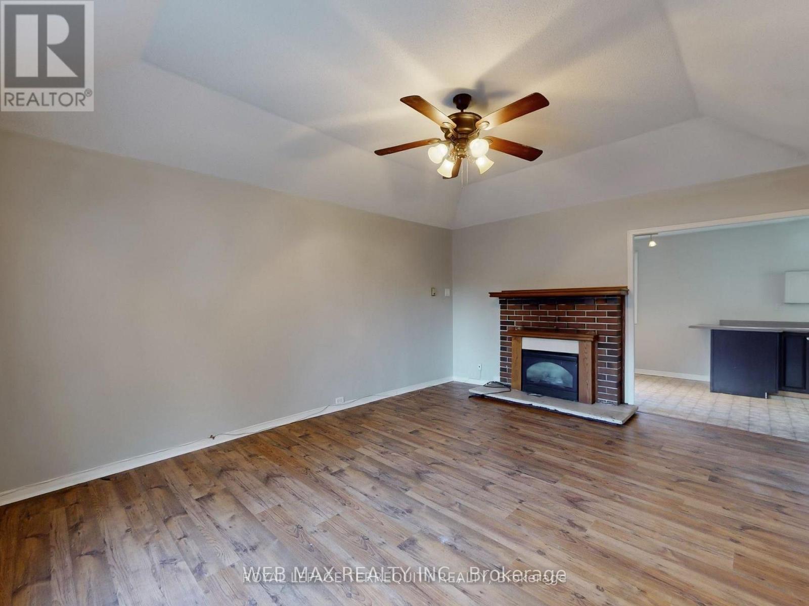 40 Brennan Avenue, Barrie (South Shore), Ontario  L4N 3X3 - Photo 17 - S12846554