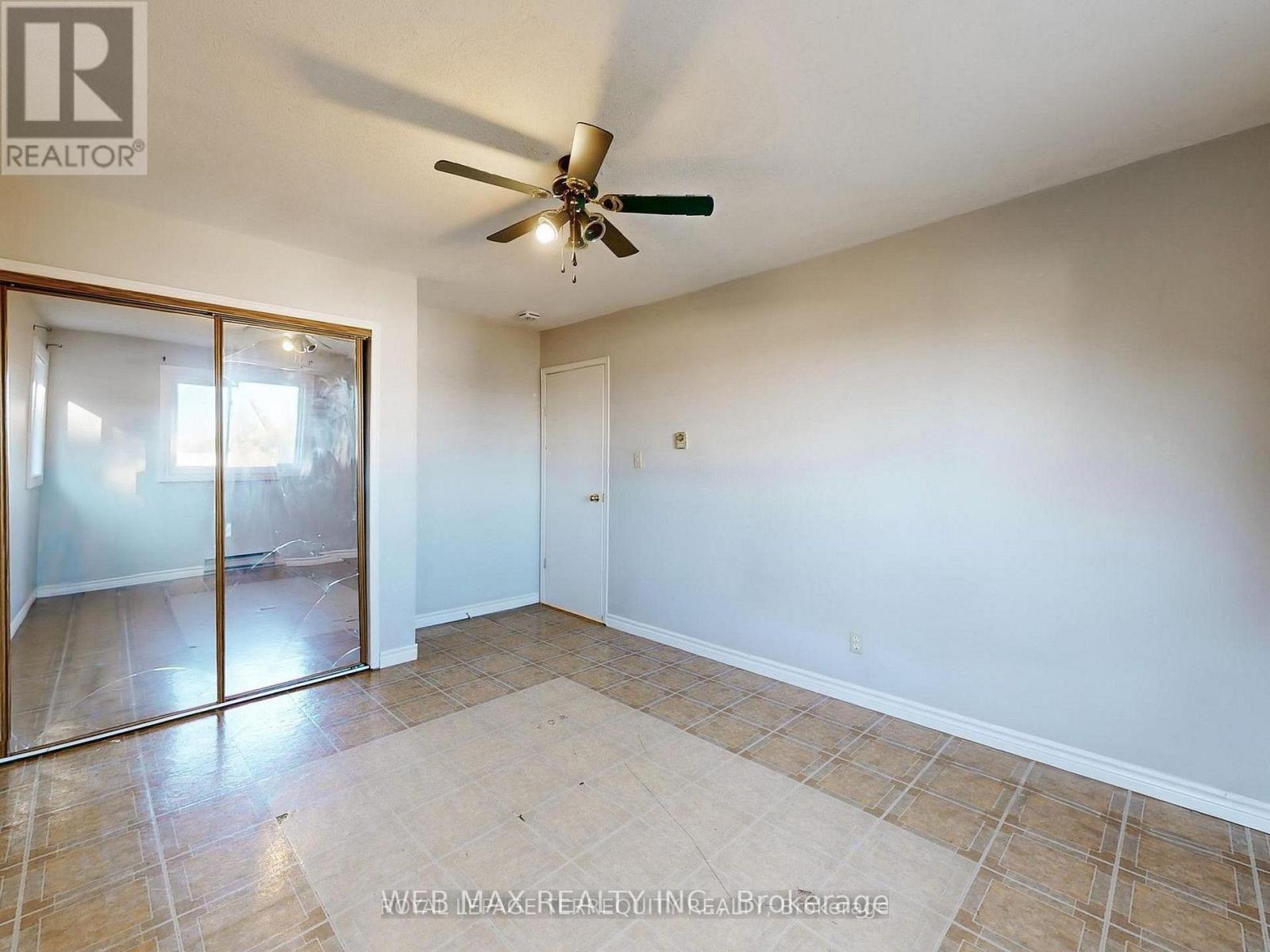 40 Brennan Avenue, Barrie (South Shore), Ontario  L4N 3X3 - Photo 30 - S12846554