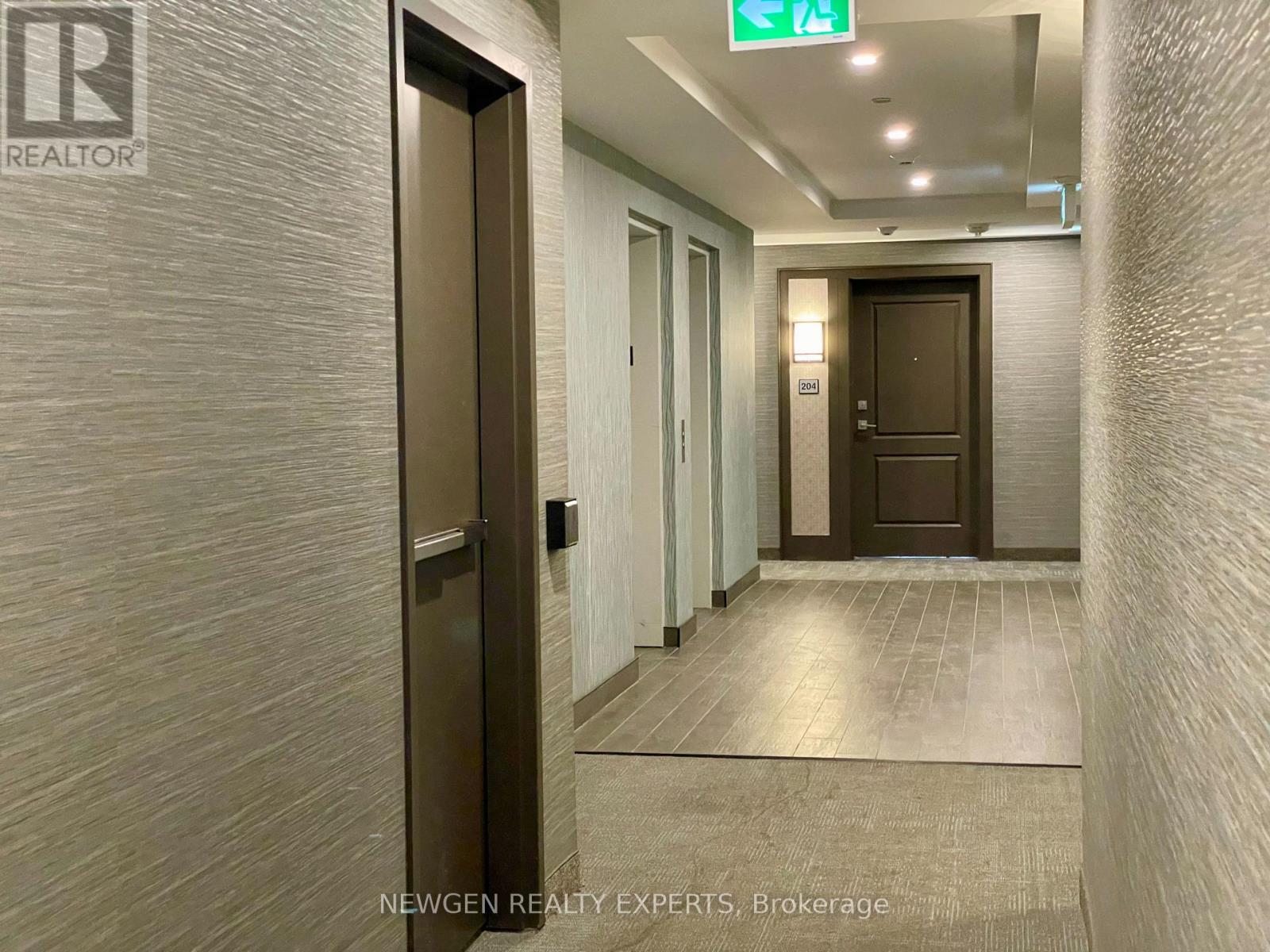 220 - 460 Dundas Street E, Hamilton (Waterdown), Ontario  L8B 2A5 - Photo 11 - X12888852