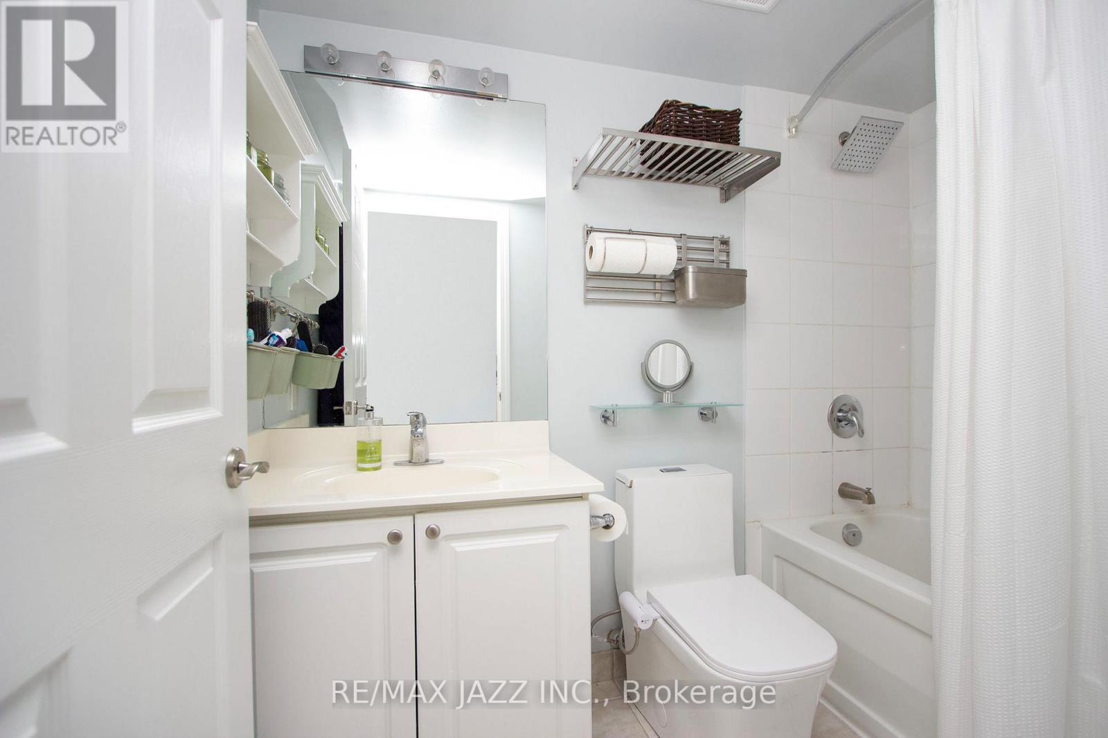 208 - 8 Mondeo Drive, Toronto, Ontario  M1P 5C7 - Photo 15 - E12889010