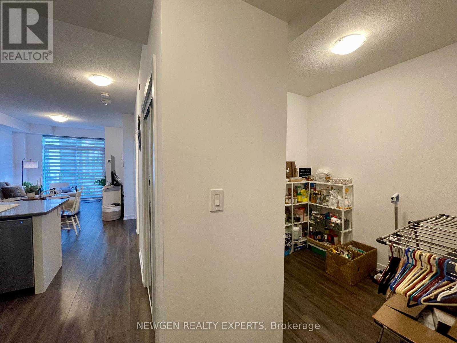 220 - 460 Dundas Street E, Hamilton (Waterdown), Ontario  L8B 2A5 - Photo 18 - X12888852