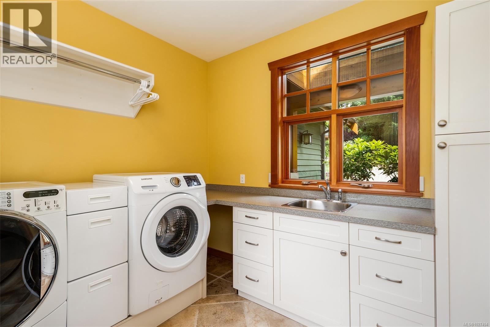 121 Howard Rd, Salt Spring, British Columbia  V8K 1N2 - Photo 17 - 1027494