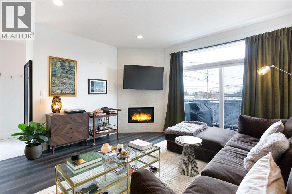 2, 2816 34 Street SW, Calgary, Alberta  T3E 2W9 - Photo 4 - A2289682