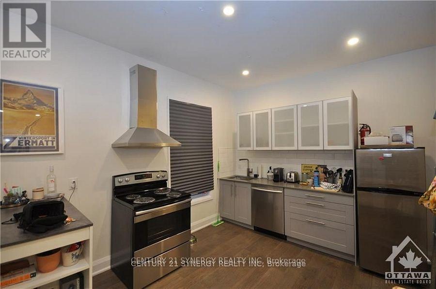 1b - 571 Mcleod Street, Ottawa, Ontario  K1R 5R2 - Photo 3 - X12888988