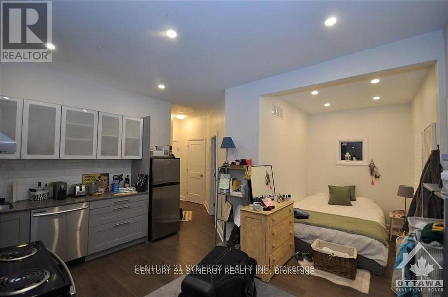 1b - 571 Mcleod Street, Ottawa, Ontario  K1R 5R2 - Photo 6 - X12888988