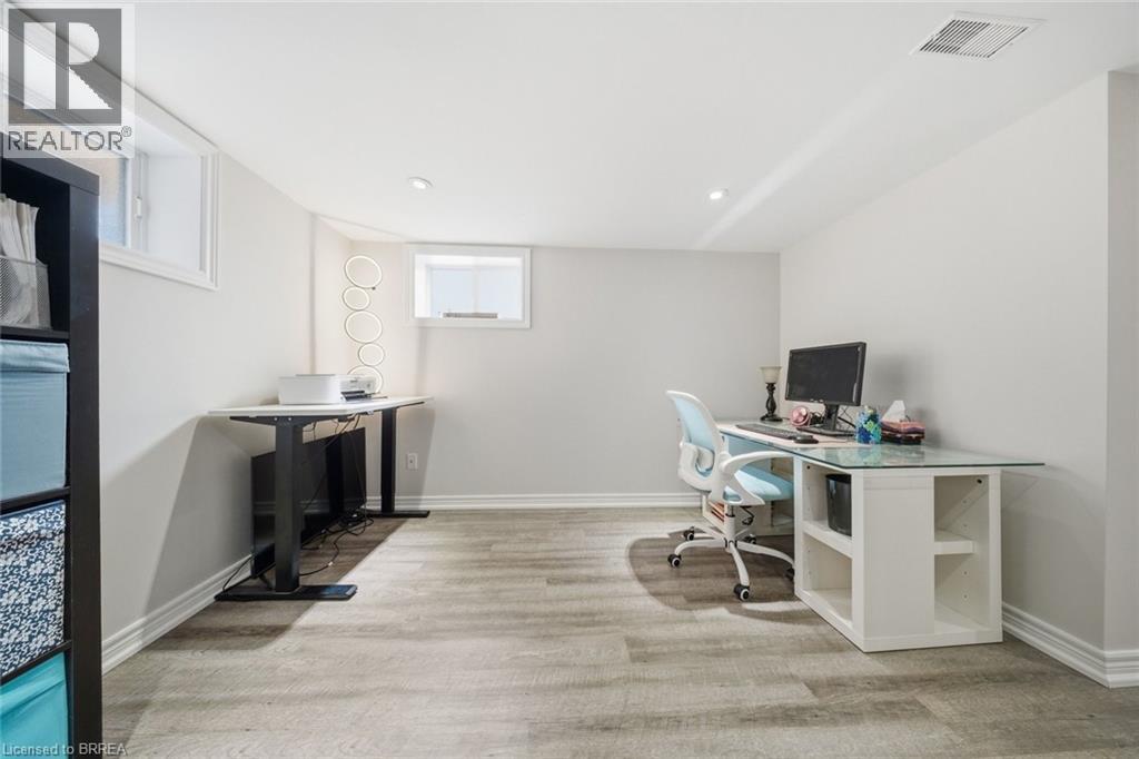 19 Hiram Road, Paris, Ontario  N3L 2P7 - Photo 29 - 40812010