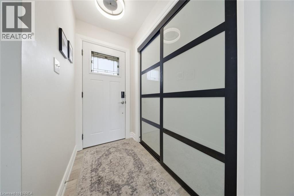 19 Hiram Road, Paris, Ontario  N3L 2P7 - Photo 3 - 40812010