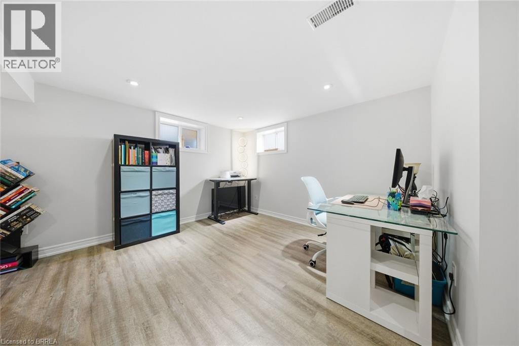 19 Hiram Road, Paris, Ontario  N3L 2P7 - Photo 30 - 40812010