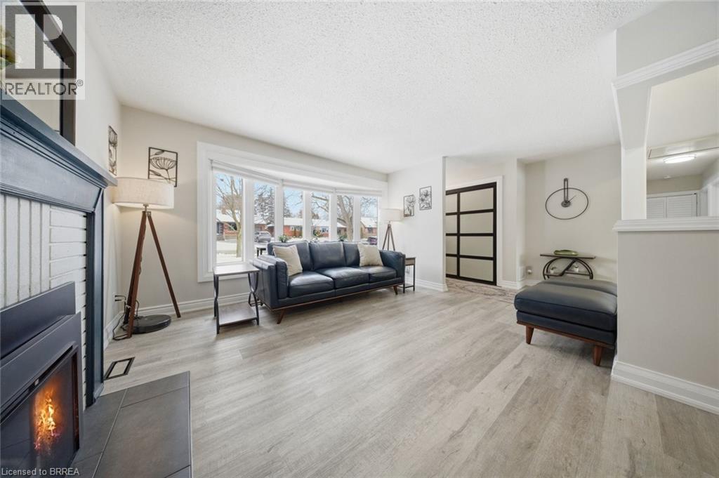 19 Hiram Road, Paris, Ontario  N3L 2P7 - Photo 6 - 40812010