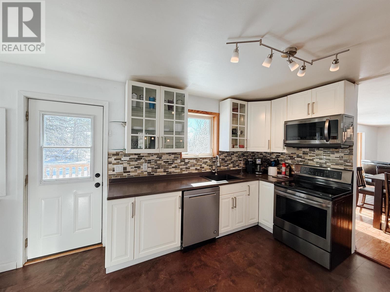 5268a Hwy 17 W, Clearwater Bay, Ontario  P0X 1S0 - Photo 11 - TB2600458