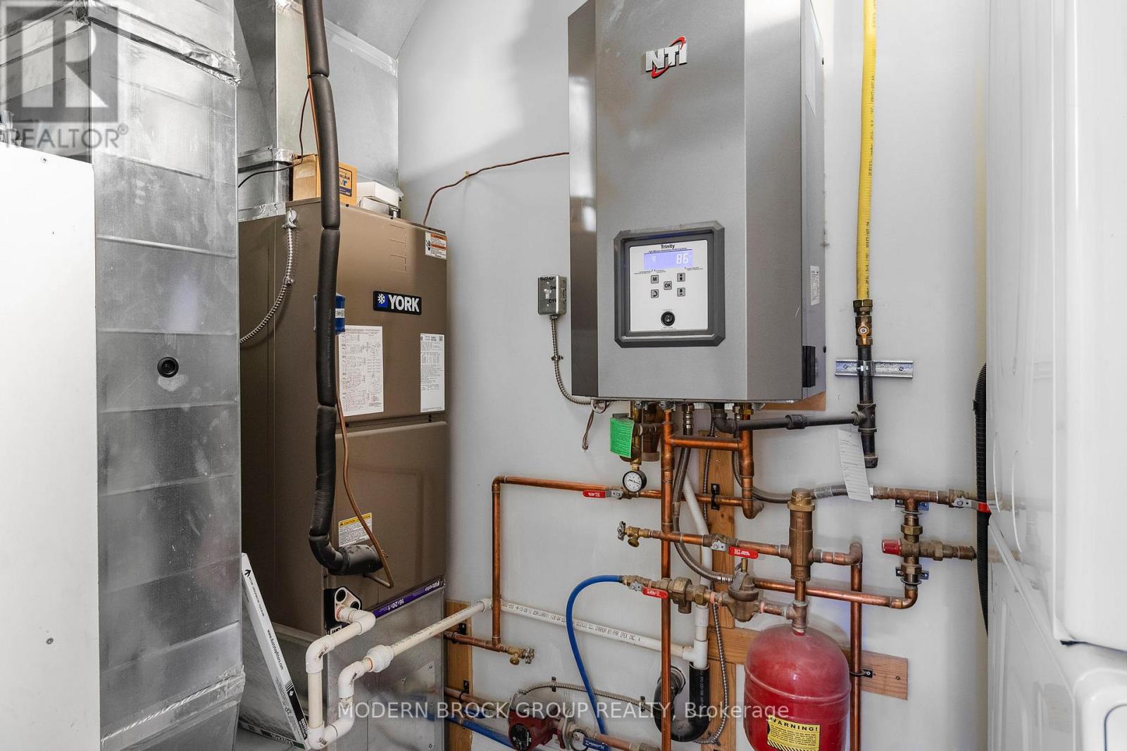 103 - 1109 Millwood Avenue, Brockville, Ontario  K6V 0C7 - Photo 31 - X12888912