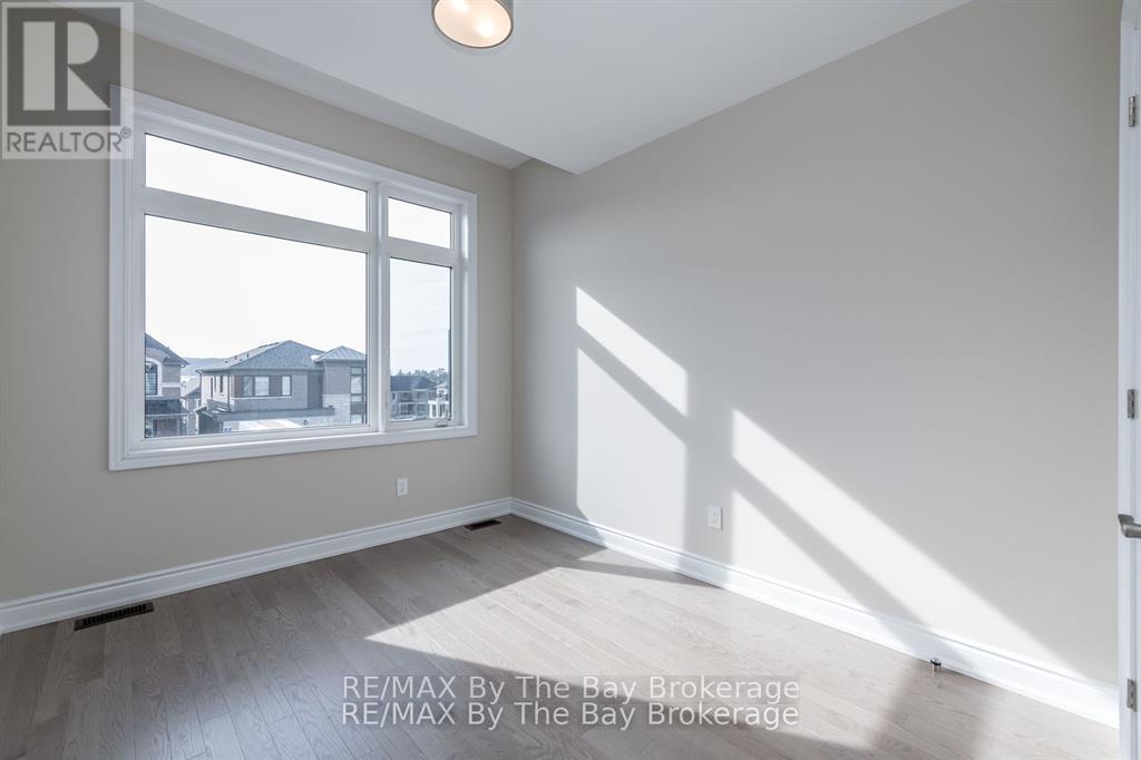 3 Periwinkle Road, Springwater, Ontario  L9X 2E2 - Photo 24 - S12888928