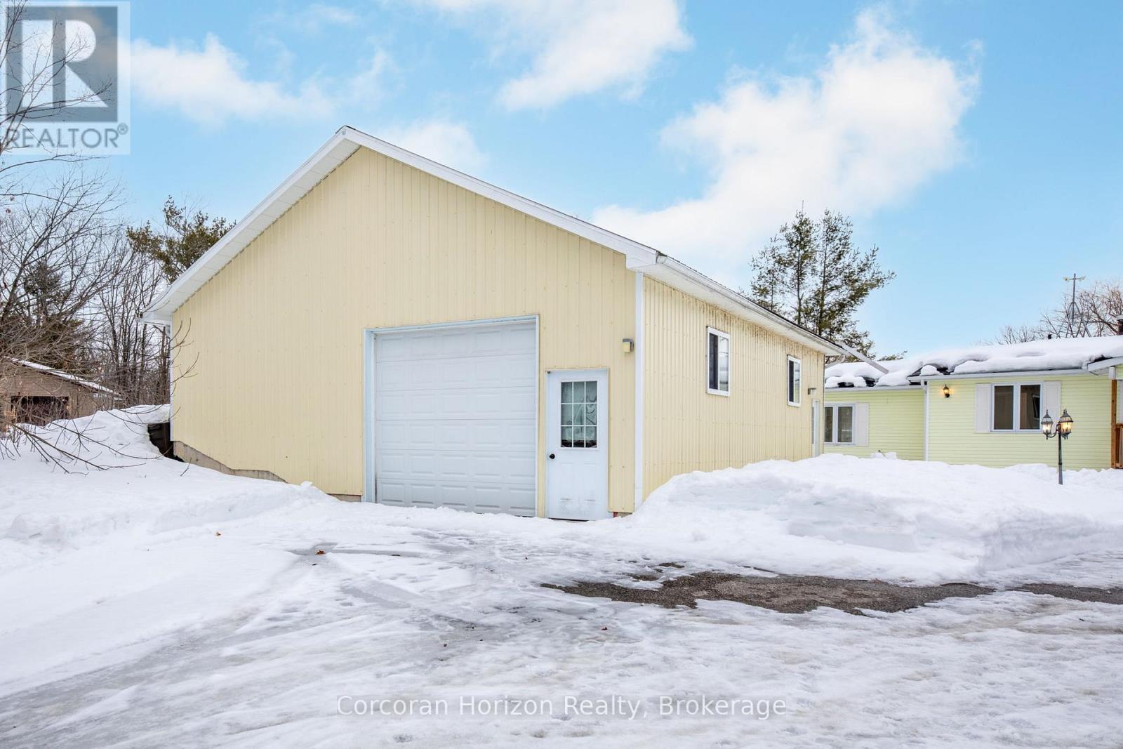 112 Heath Valley Trail, Georgian Bay (Baxter), Ontario  L0K 1S0 - Photo 3 - X12888998