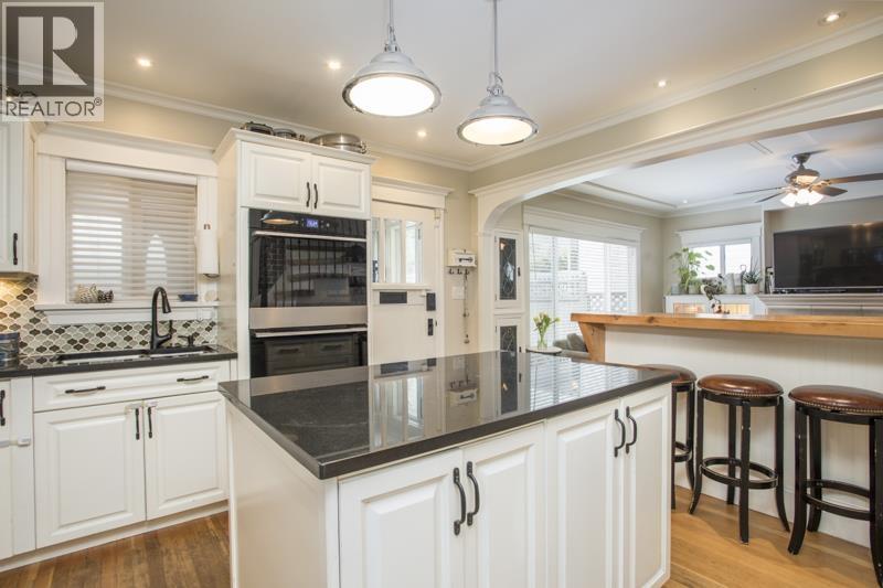 1112 Fourth Avenue, New Westminster, British Columbia  V3M 1T5 - Photo 14 - R3099918