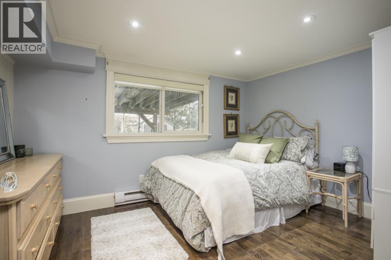 1112 Fourth Avenue, New Westminster, British Columbia  V3M 1T5 - Photo 35 - R3099918