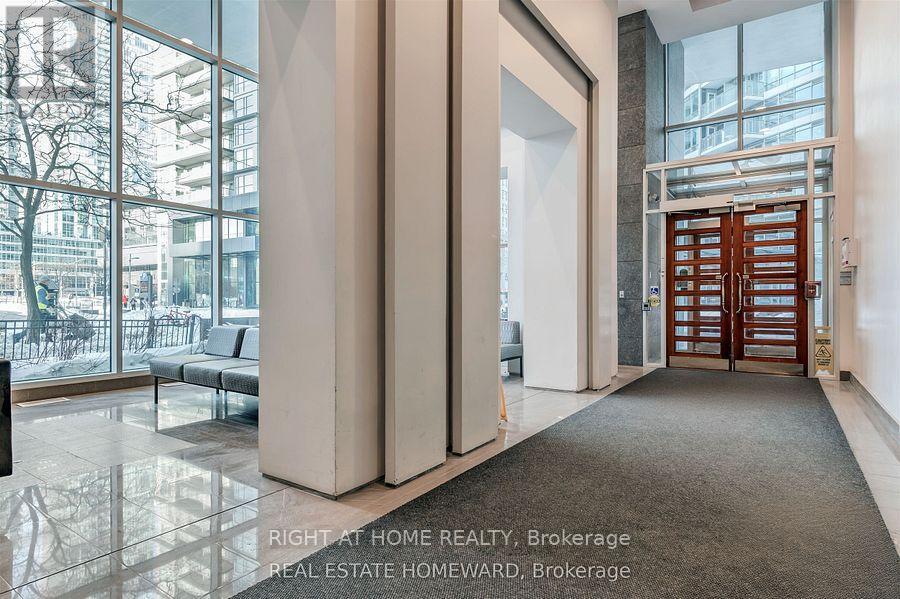 2305 - 397 Front Street W, Toronto, Ontario  M5V 3S1 - Photo 2 - C12889056