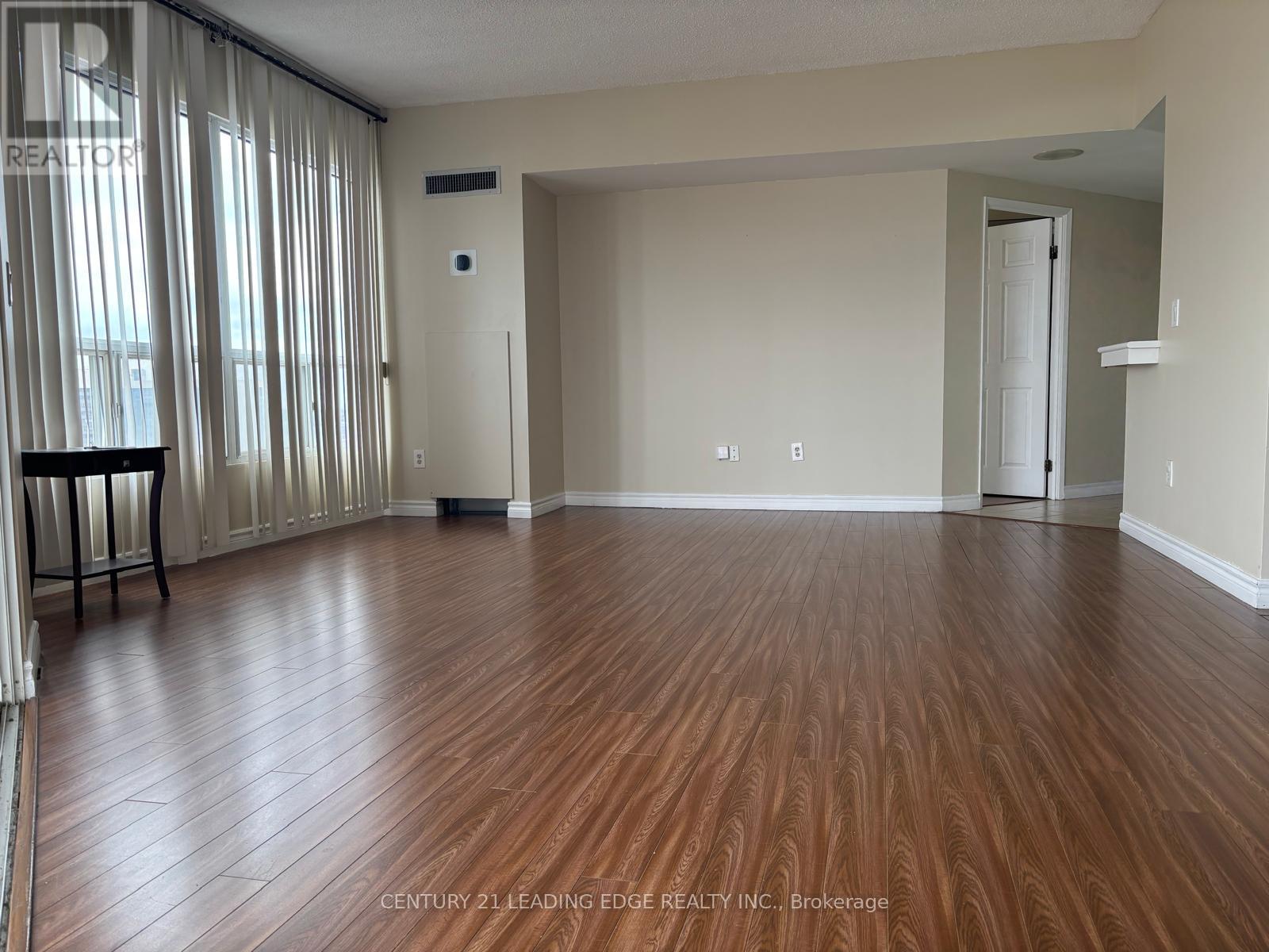 1901 - 7 Concorde Place, Toronto, Ontario  M3C 3N4 - Photo 10 - C12889082