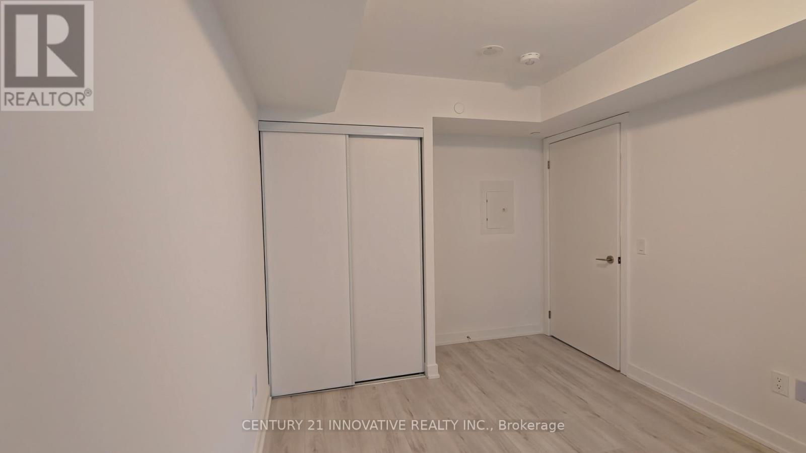 710 - 1010 Sandy Beach Road, Pickering, Ontario  L1W 3V9 - Photo 11 - E12889002