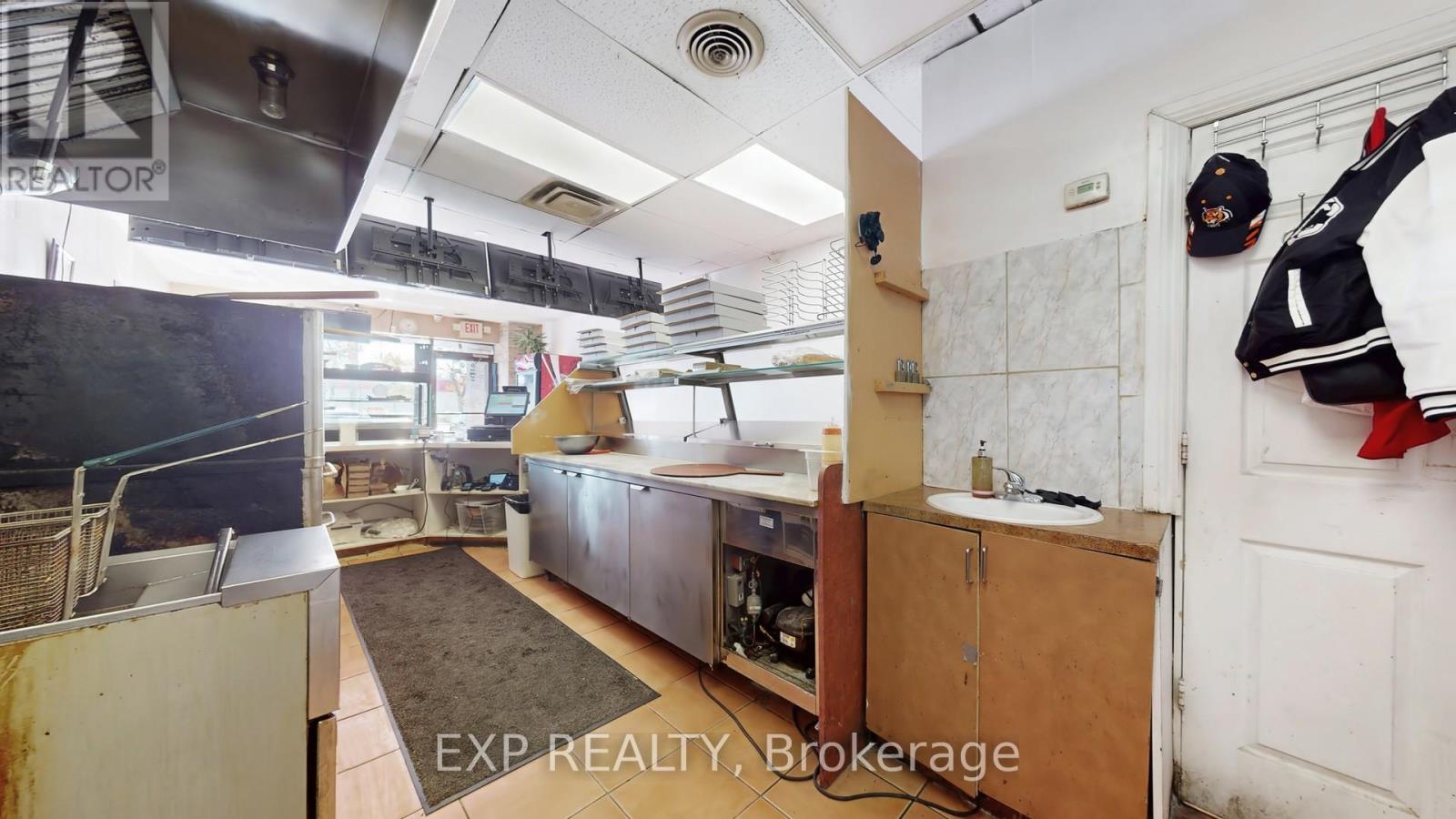 08 - 80 Ellesmere Road N, Toronto, Ontario  M1R 4C2 - Photo 15 - E12889020