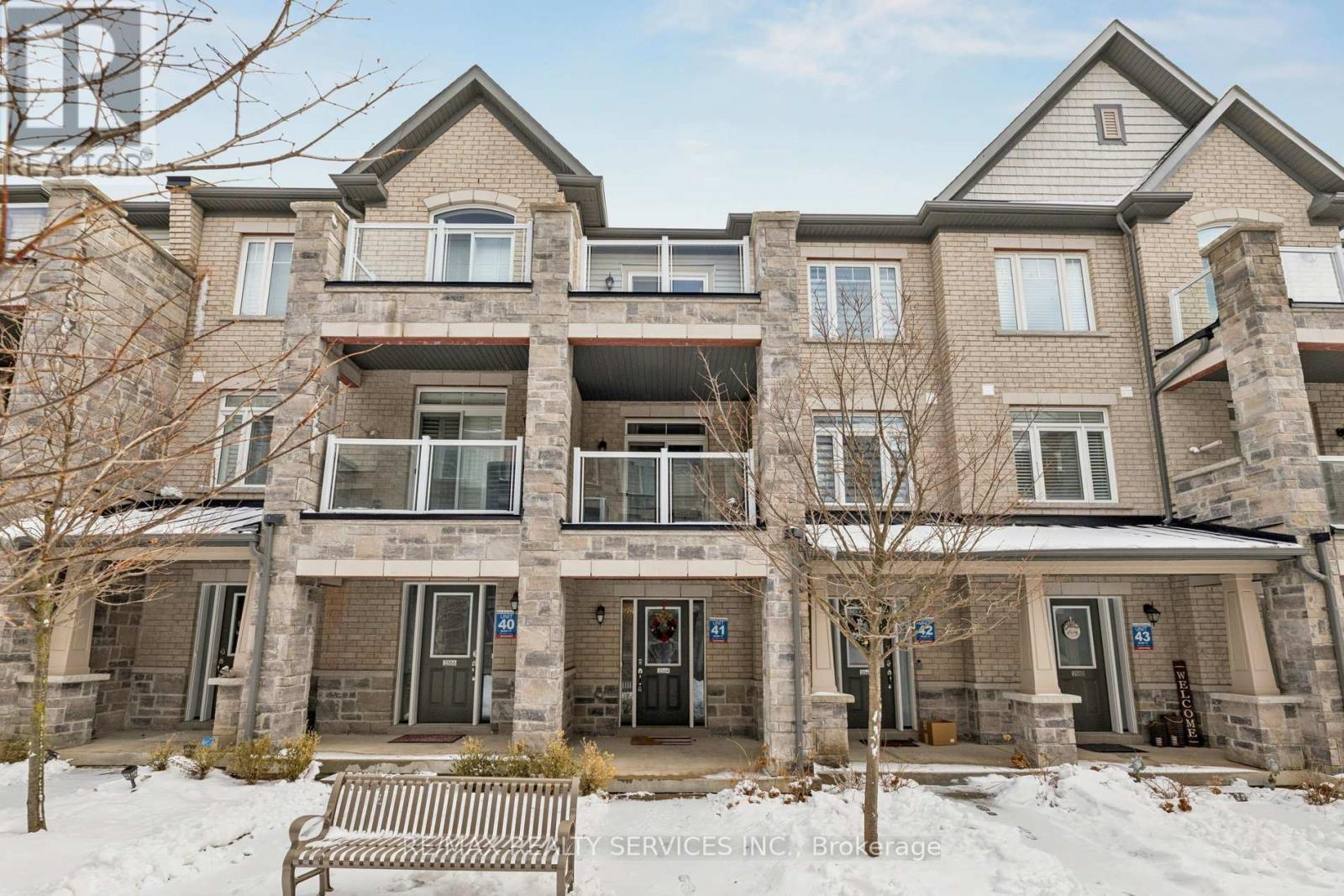 2564 Ladyfern Crossing, Pickering, Ontario  L1X 0E6 - Photo 2 - E12889034