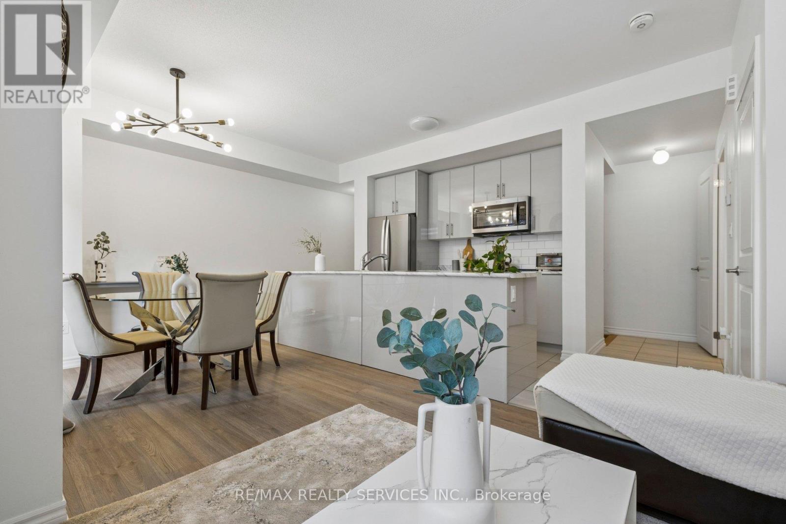 2564 Ladyfern Crossing, Pickering, Ontario  L1X 0E6 - Photo 7 - E12889034