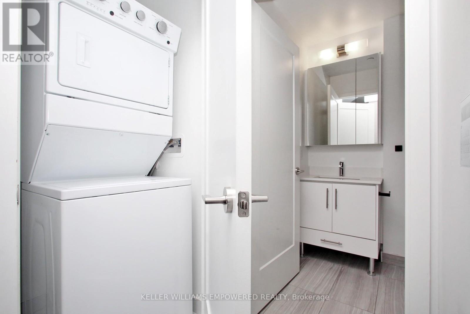 2506 - 105 Oneida Crescent, Richmond Hill, Ontario  L4B 0H6 - Photo 18 - N12888896