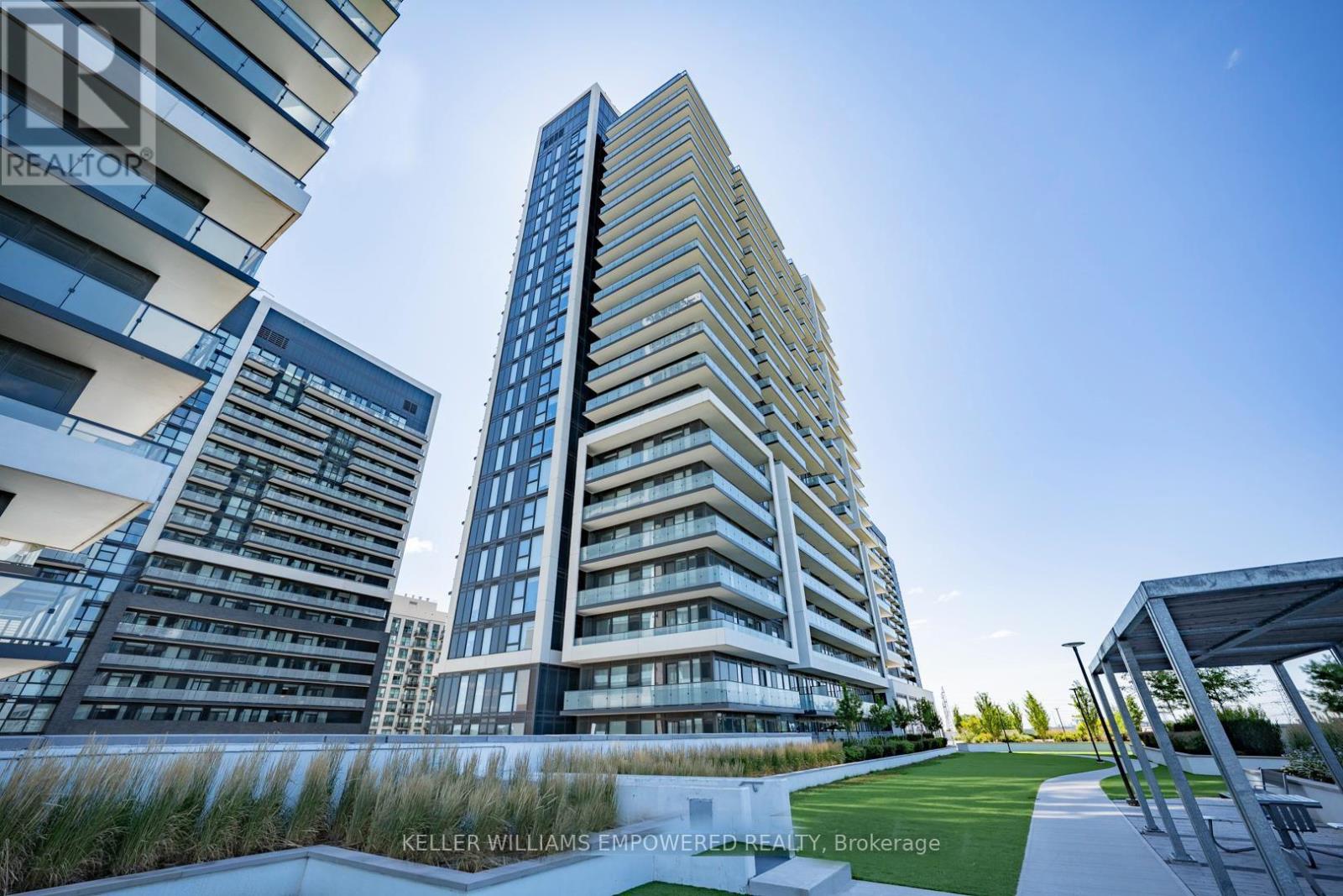 2506 - 105 Oneida Crescent, Richmond Hill, Ontario  L4B 0H6 - Photo 2 - N12888896