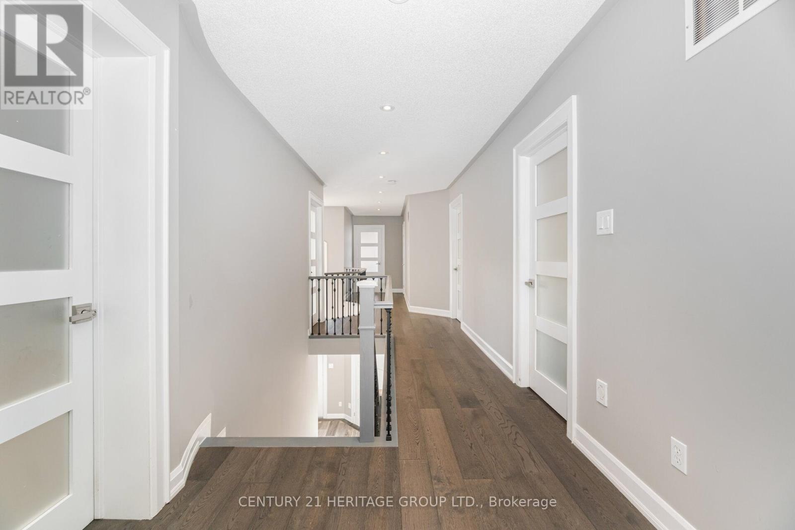 6 Vitlor Drive, Richmond Hill, Ontario  L4E 3W3 - Photo 20 - N12889016