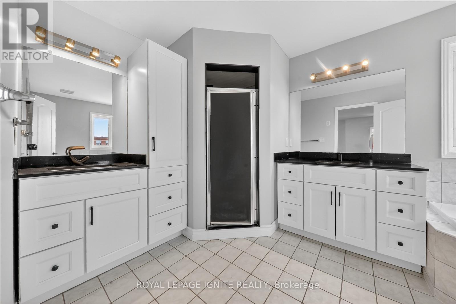 66 Alfred Paterson Drive, Markham, Ontario  L6E 1J5 - Photo 25 - N12889090