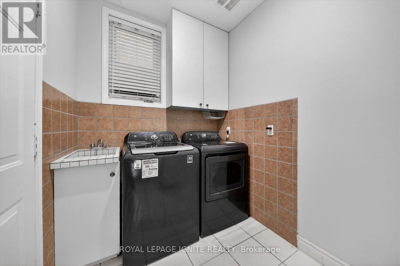 66 Alfred Paterson Drive, Markham, Ontario  L6E 1J5 - Photo 27 - N12889090