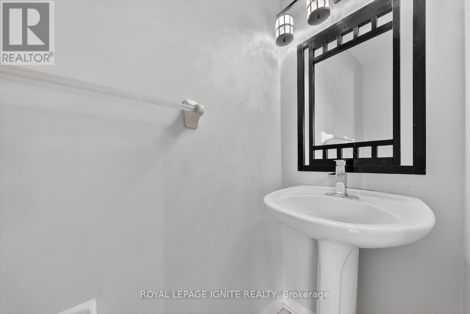 66 Alfred Paterson Drive, Markham, Ontario  L6E 1J5 - Photo 28 - N12889090