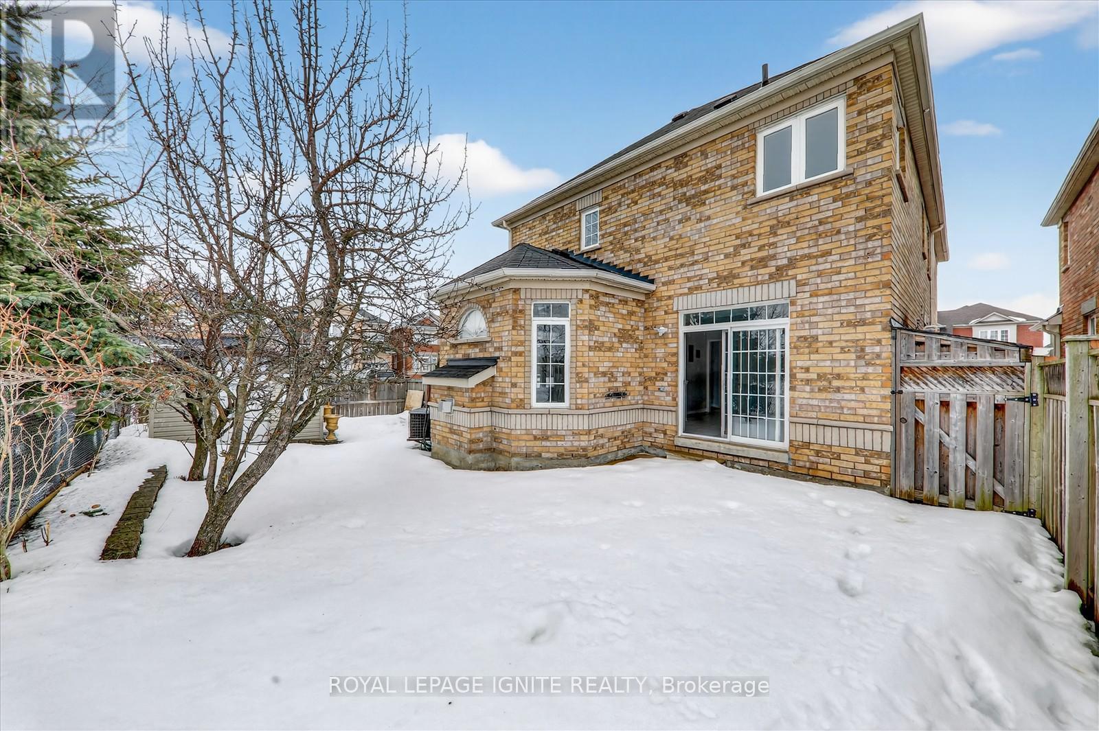 66 Alfred Paterson Drive, Markham, Ontario  L6E 1J5 - Photo 5 - N12889090