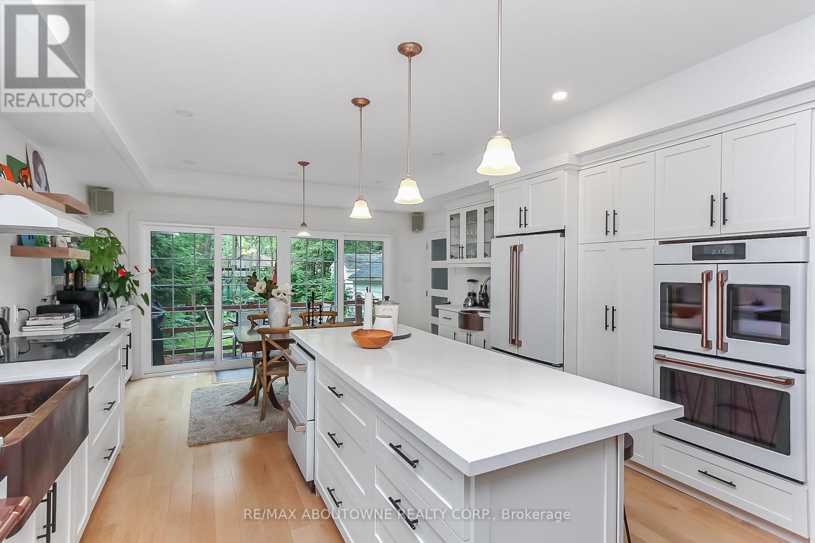 12 49TH STREET N, Wasaga Beach, Ontario