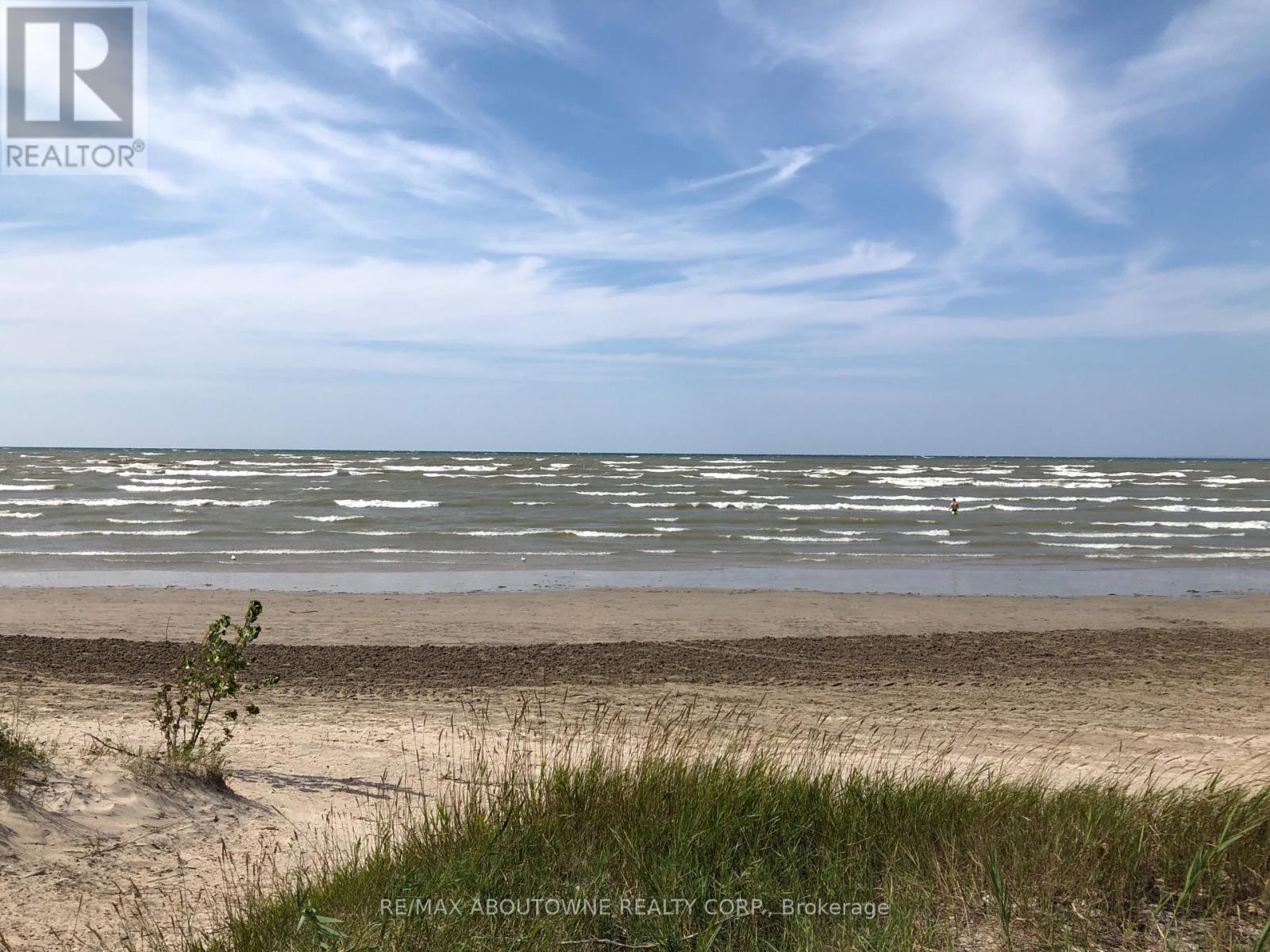 12 49th Street N, Wasaga Beach, Ontario  L9Z 1Y1 - Photo 30 - S12852310