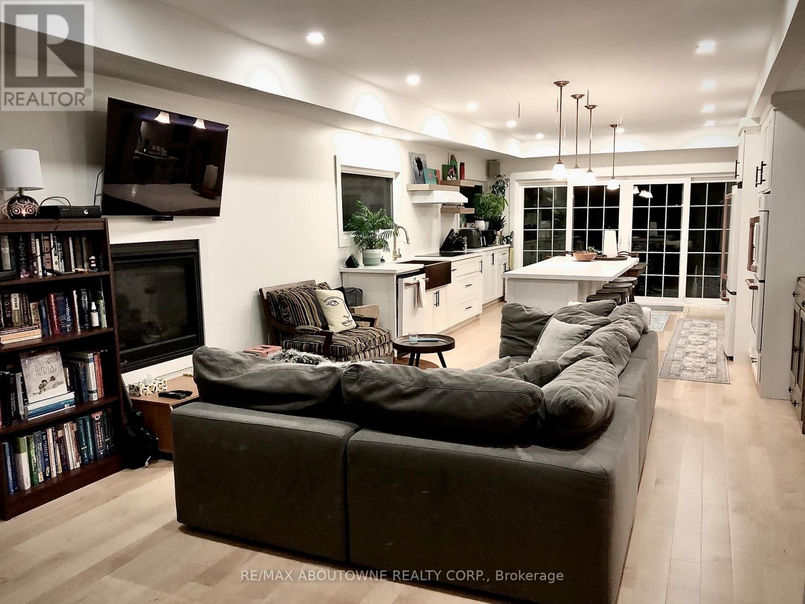 12 49th Street N, Wasaga Beach, Ontario  L9Z 1Y1 - Photo 6 - S12852310