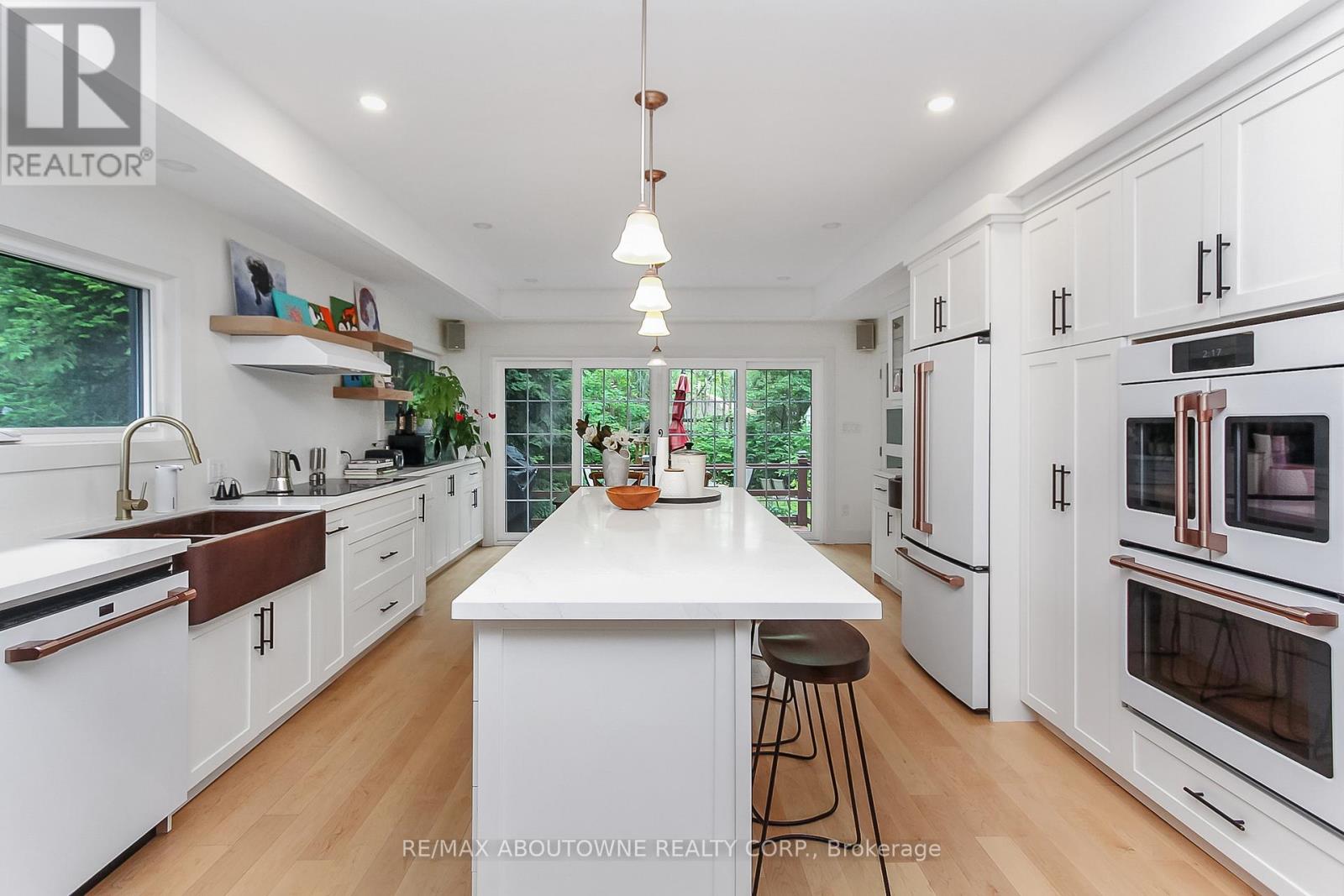 12 49th Street N, Wasaga Beach, Ontario  L9Z 1Y1 - Photo 9 - S12852310