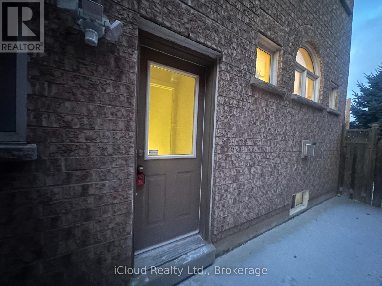 Basement - 11 Pine Landing Trail, Brampton, Ontario  L6R 3H4 - Photo 11 - W12737670