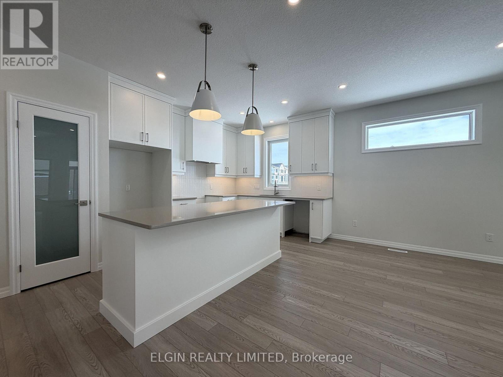 Photo 6 of 31 for 253 Renaissance Drive