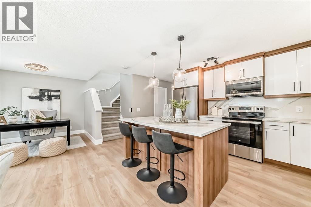 125 Lakeview Shores, Chestermere, Alberta  T1X 1H1 - Photo 5 - A2283123